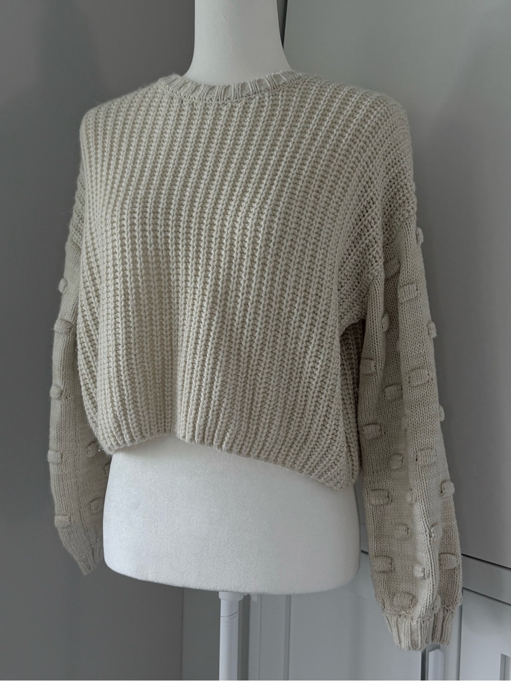 moon & madison Cream Textured Pom-Sleeve Cropped Sweater